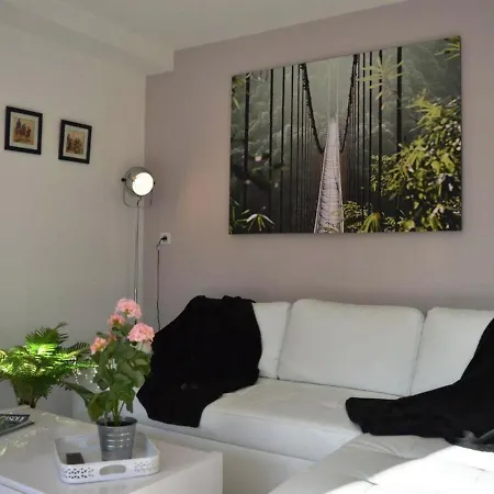 Holiday home Maison Anglet, 4 Pieces, 6 Personnes - Fr-1-248-11 *